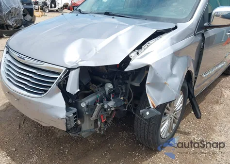 2013 Chrysler Town & Country Touring-L из США, поврежденный, VIN 2C4RC1CG8DR802157